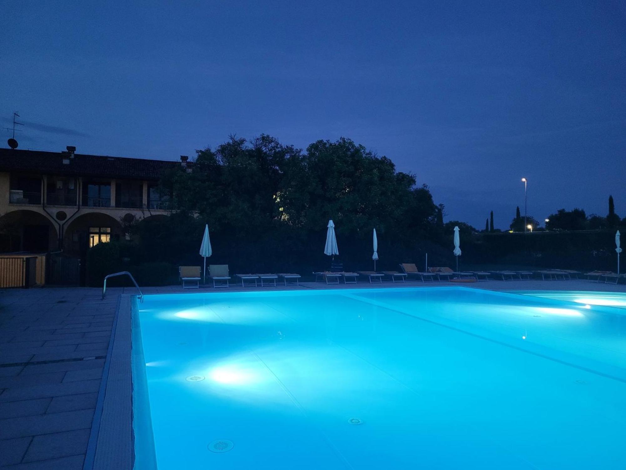 Dolce Blu Sirmione Διαμέρισμα Rivoltella del Garda Εξωτερικό φωτογραφία
